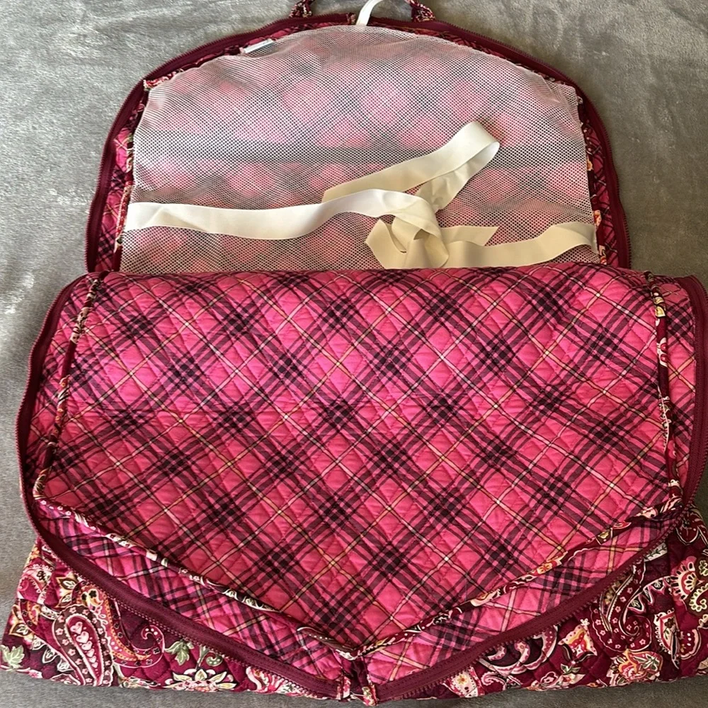 Vera Bradley Paisley Garment Bag NWOT